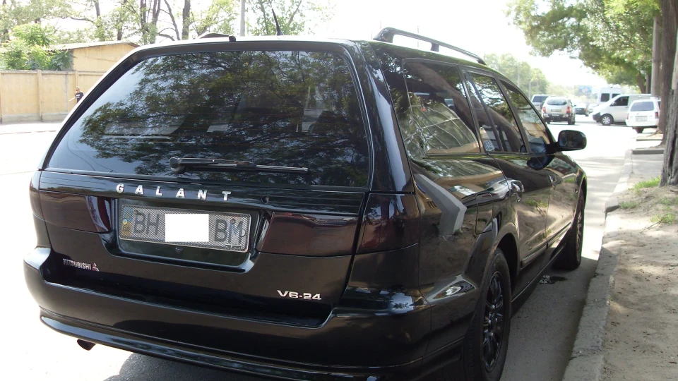 Mitsubishi Galant Акула 3