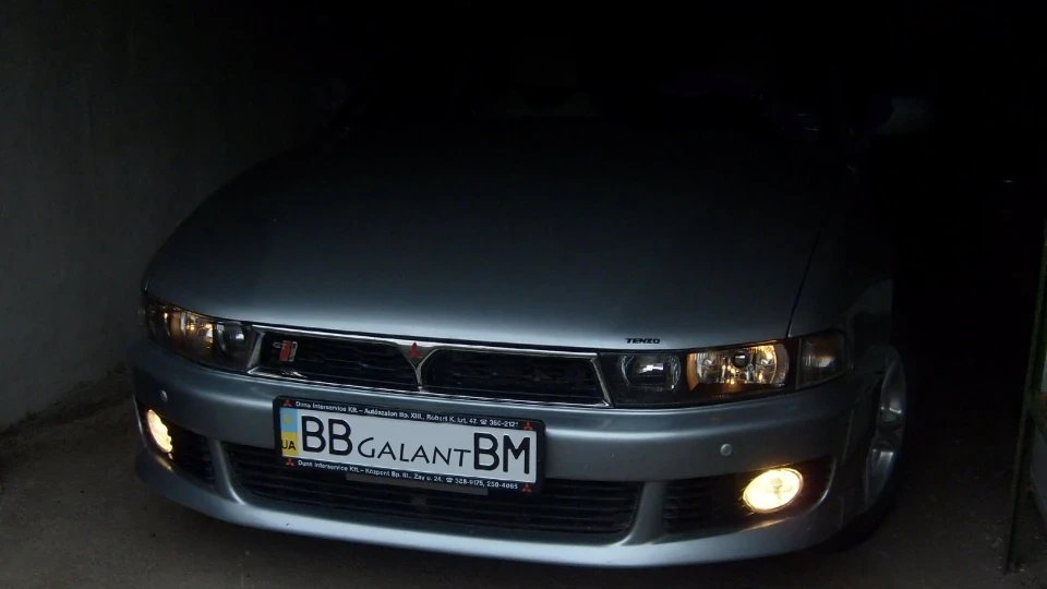 Mitsubishi Galant Акула
