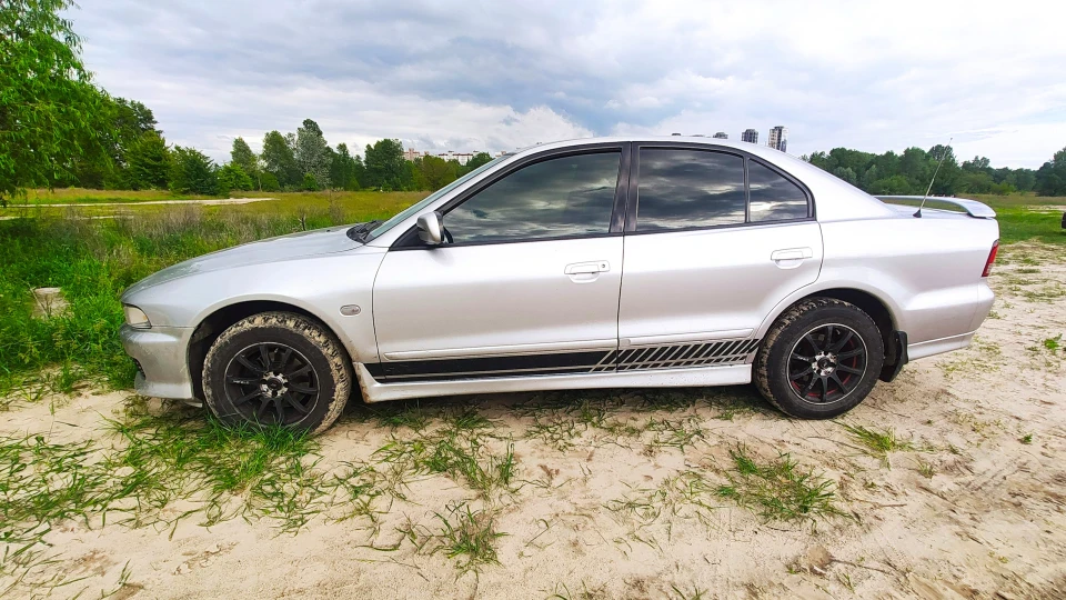 Mitsubishi Galant Акуленок 2.5 V6 3