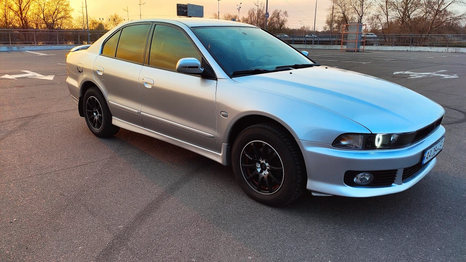 Mitsubishi Galant Акуленок 2.5 V6 4