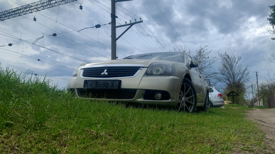 Mitsubishi Galant Antided 2