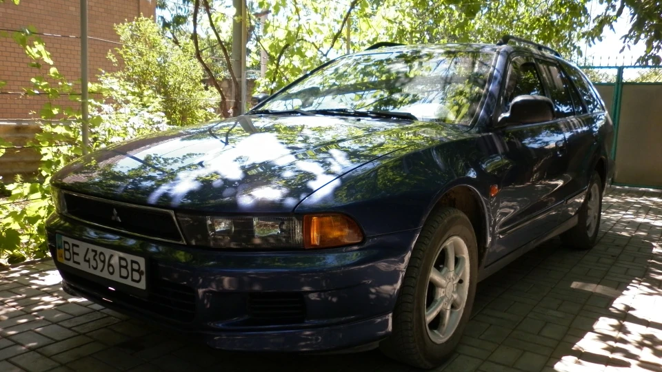 Mitsubishi Galant Авто мого тата.