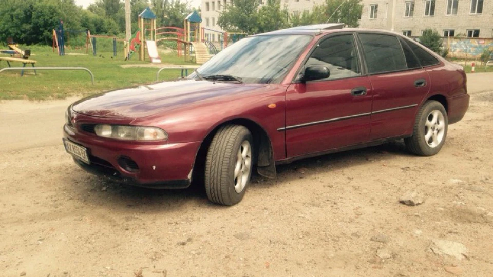 Mitsubishi Galant Бюджетий Aston Martin 2