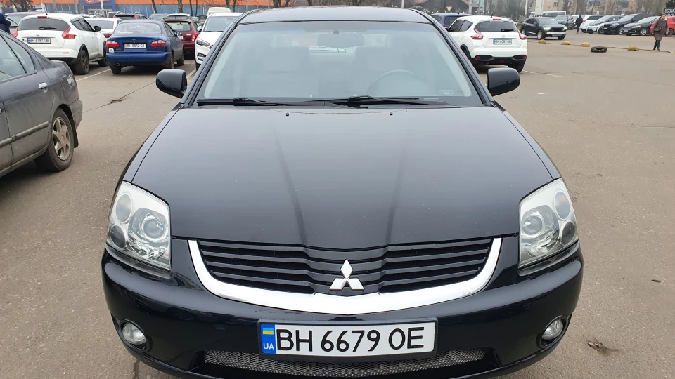 Mitsubishi Galant Black American 3