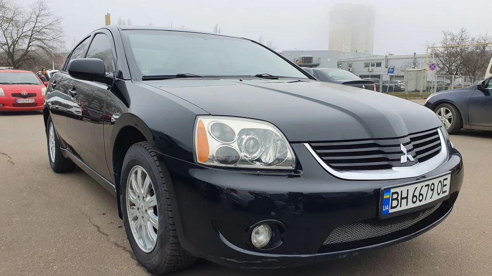 Mitsubishi Galant Black American 4