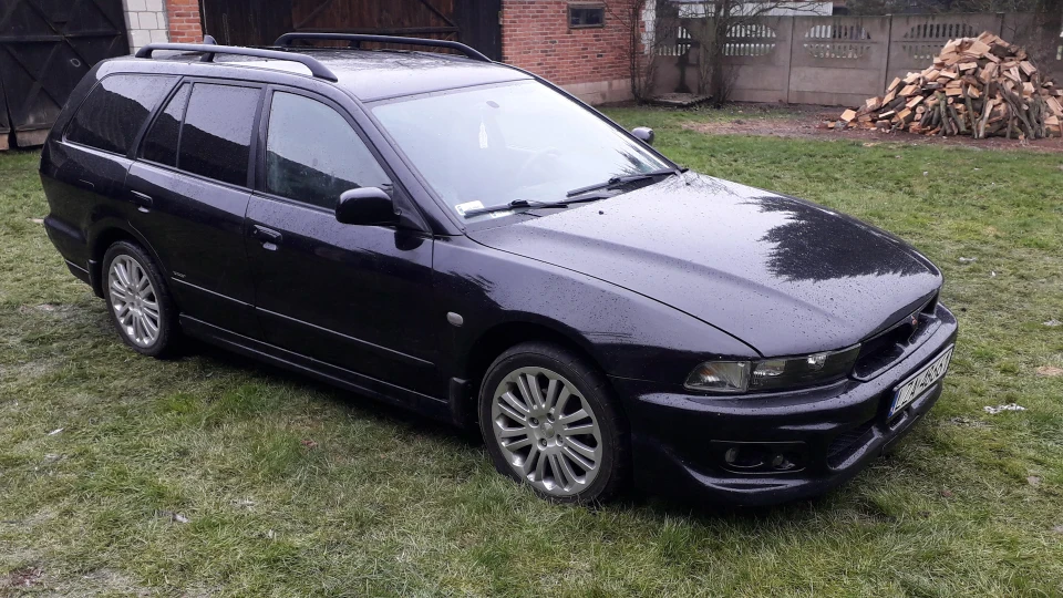 Mitsubishi Galant ЧенрийГалантець AVANCE 3
