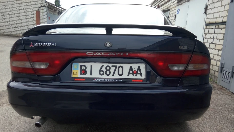 Mitsubishi Galant чорниця металік 3