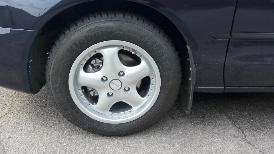 Mitsubishi Galant чорниця металік 4