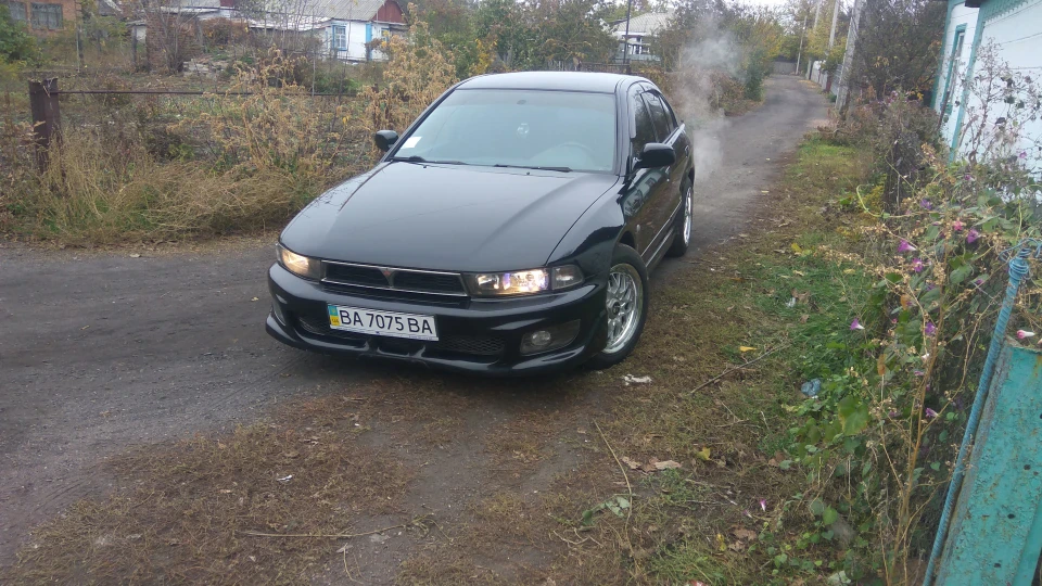 Mitsubishi Galant Чорне Акуло 4