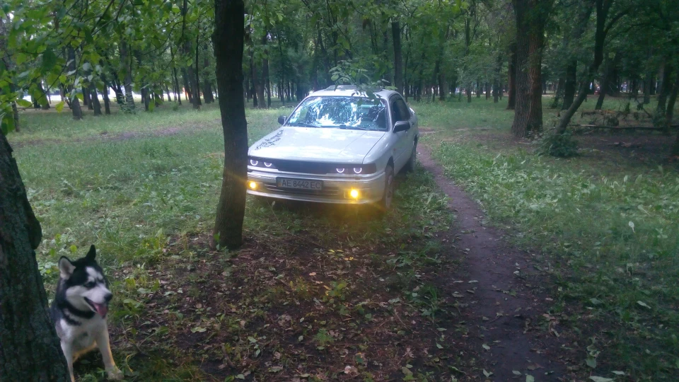 Mitsubishi Galant 4