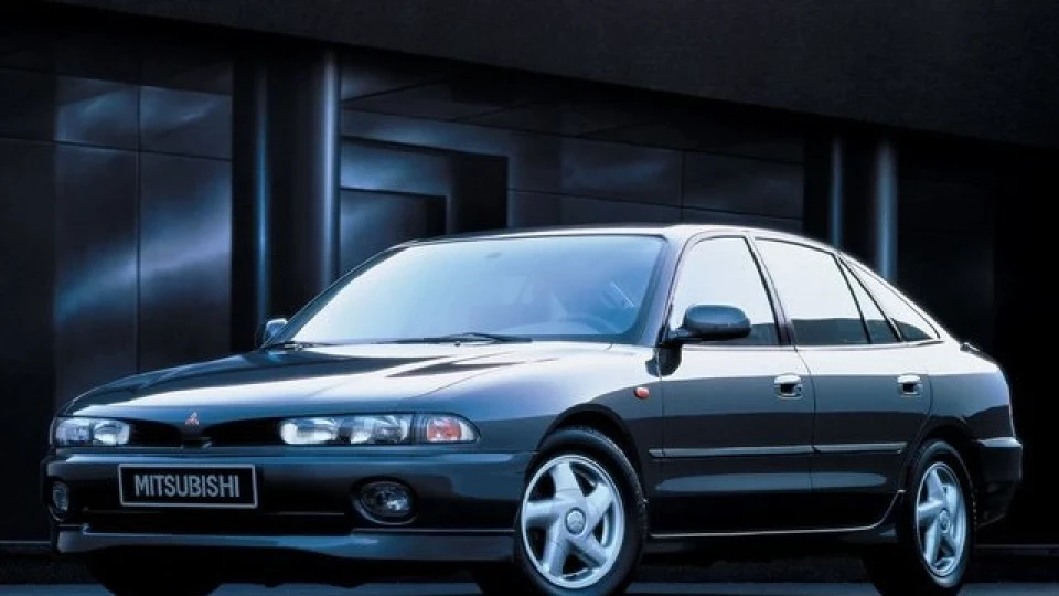 Mitsubishi Galant e52a 1.8 2