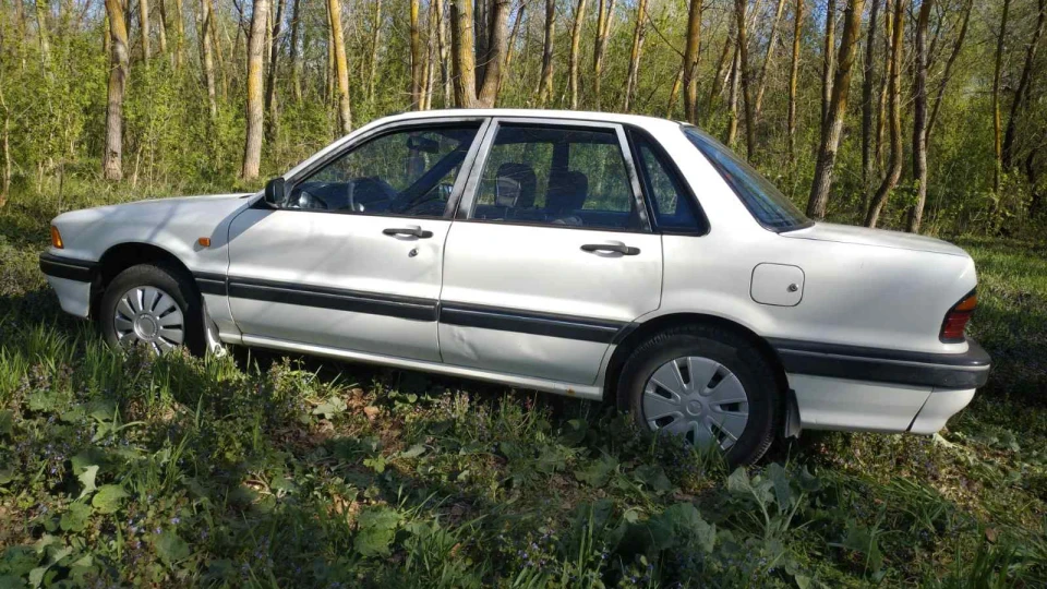 Mitsubishi Galant Galant gls model 6 2