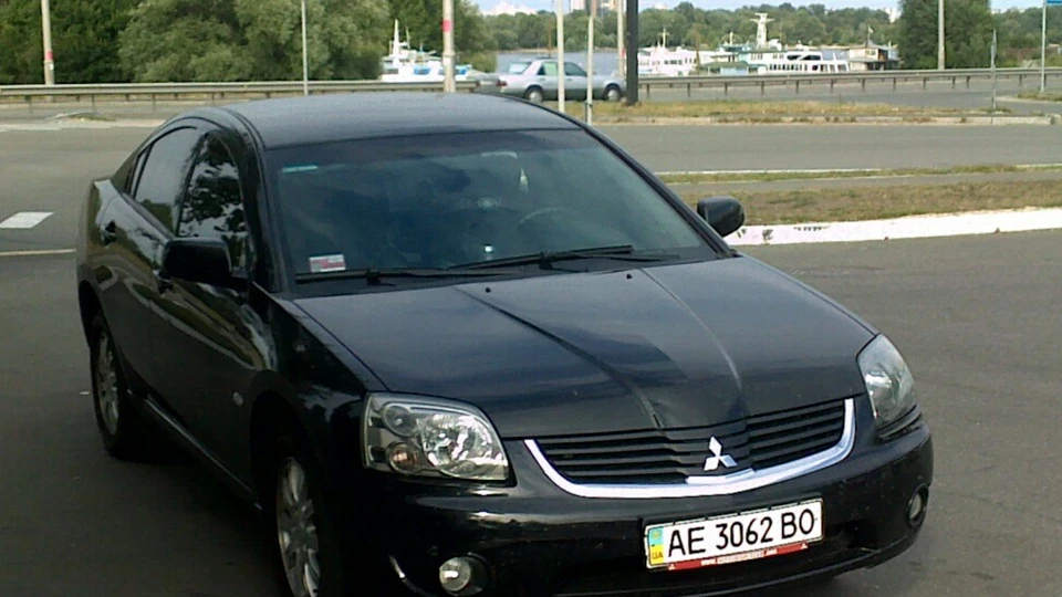 Mitsubishi Galant Галантний кавалер