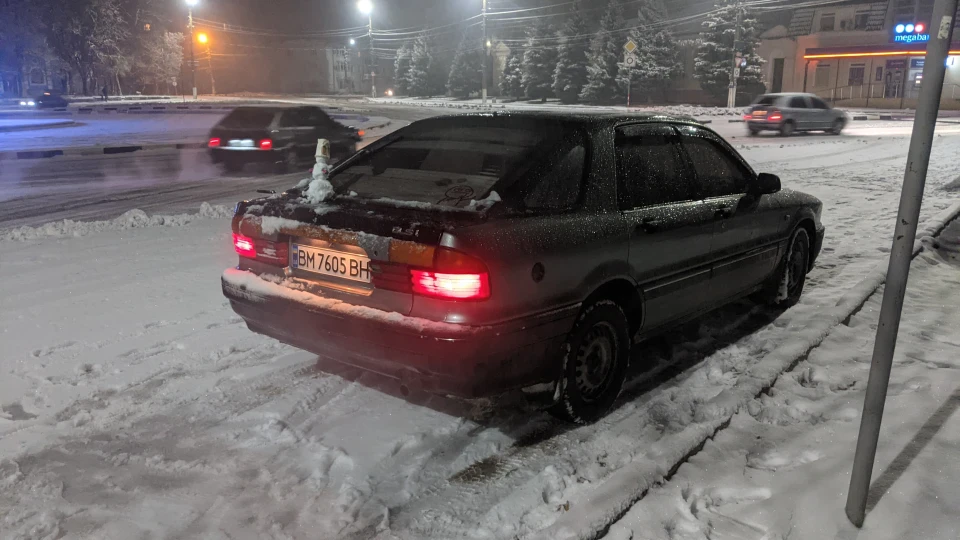 Mitsubishi Galant Галька 3