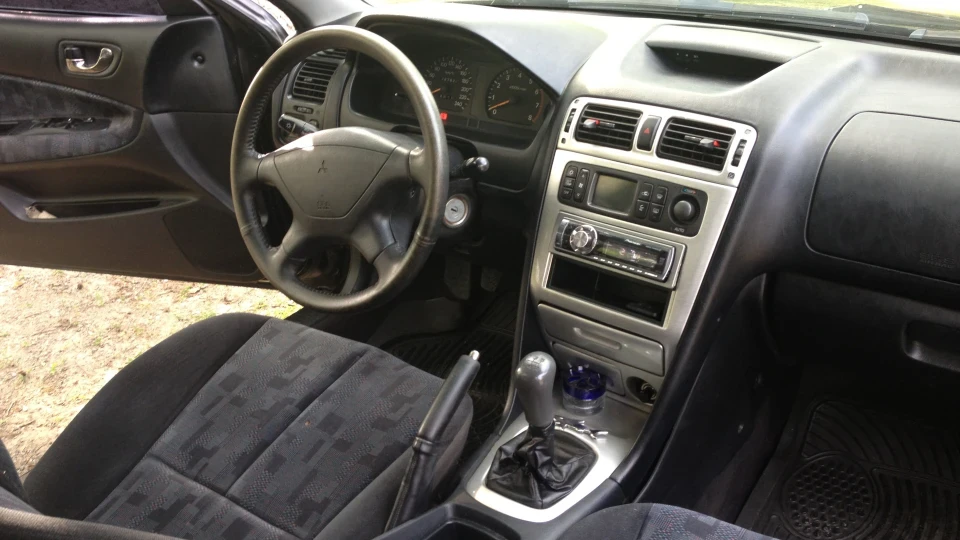 Mitsubishi Galant GDI 2
