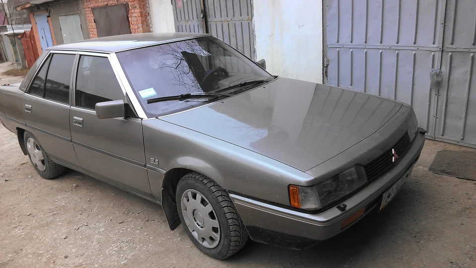 Mitsubishi Galant GLS 2.0 карбюратор 2