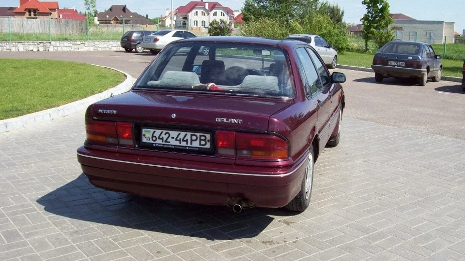 Mitsubishi Galant GLS