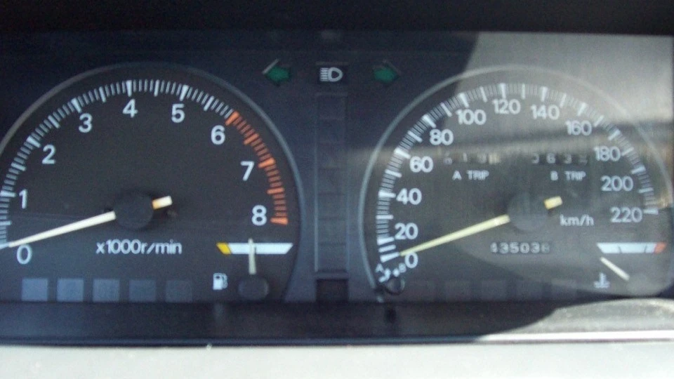 Mitsubishi Galant GLS 3