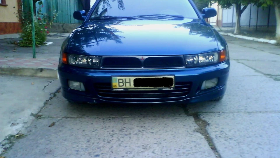 Mitsubishi Galant GLS 4