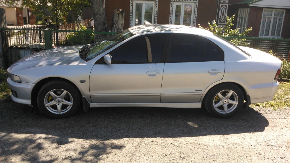 Mitsubishi Galant GrAy ShArk 2