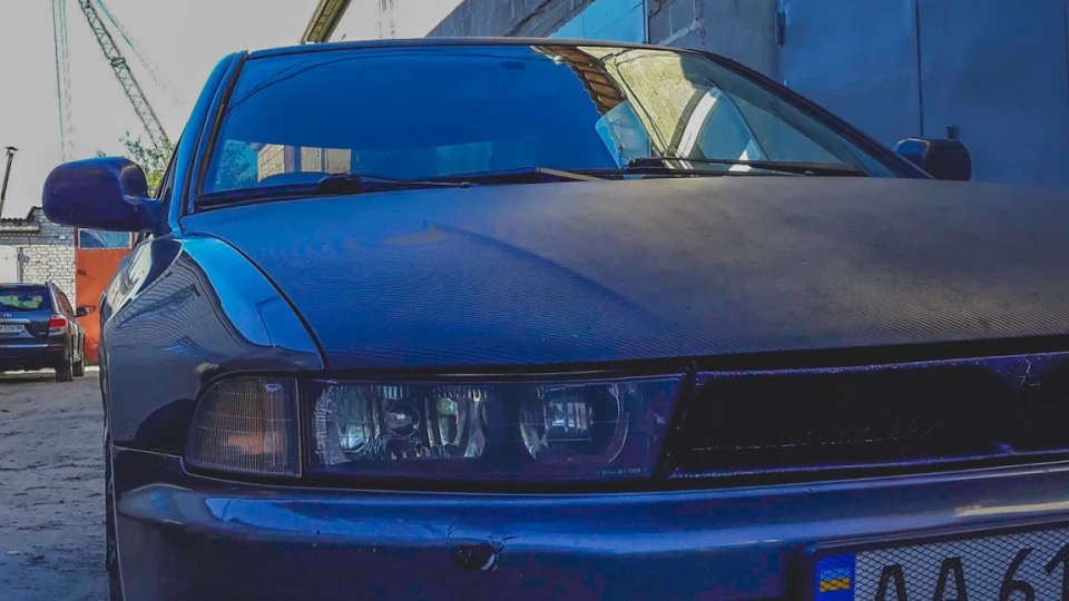 Mitsubishi Galant Гутя 3