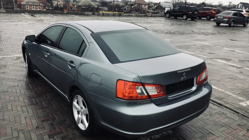 Mitsubishi Galant Японська Волга 4