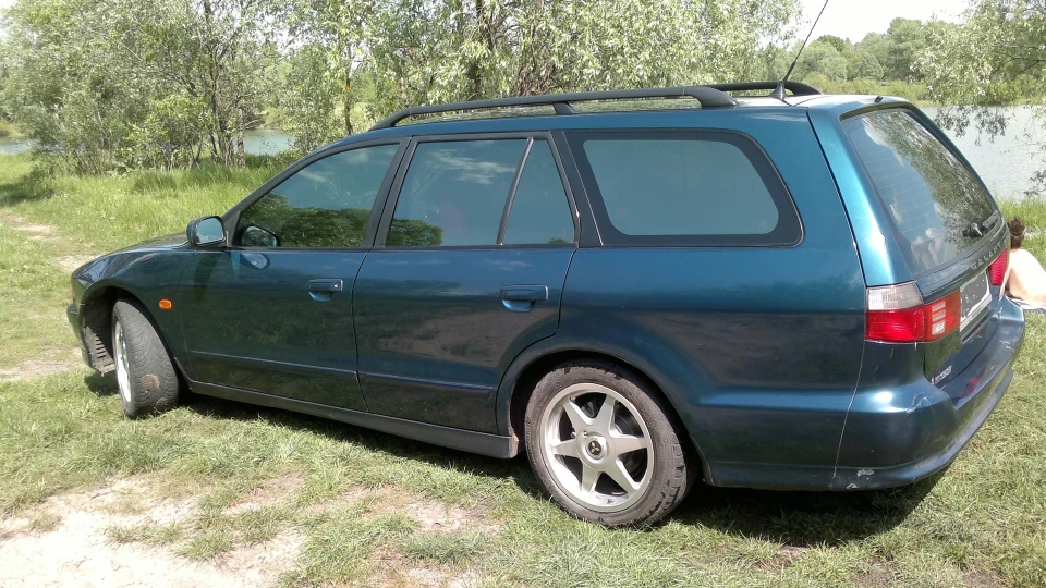 Mitsubishi Galant Joyride 4