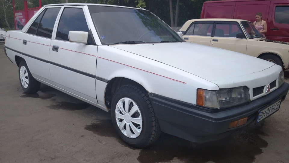 Mitsubishi Galant Карбюратор 4G32 3