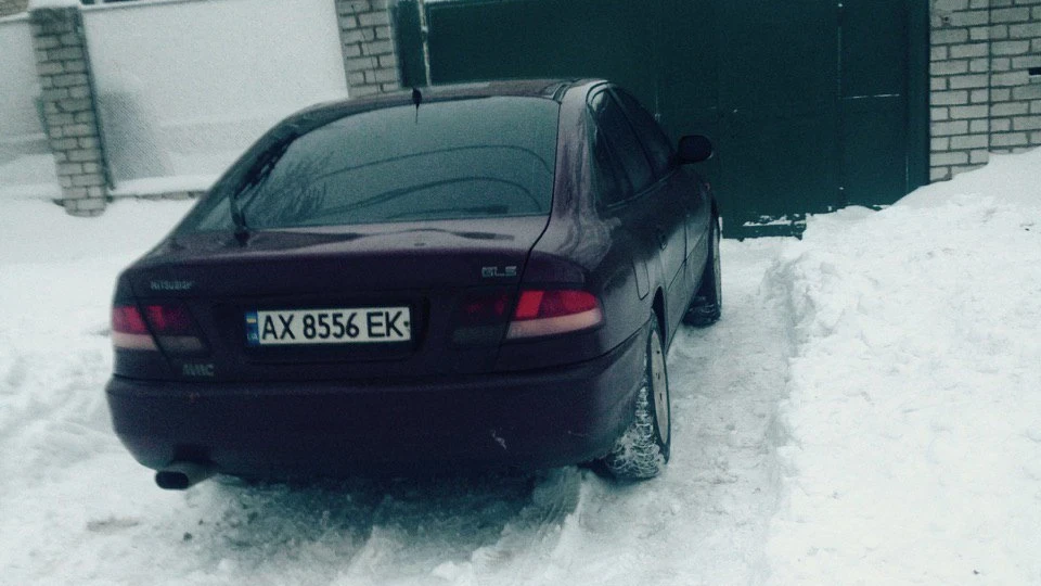Mitsubishi Galant Корабель 3