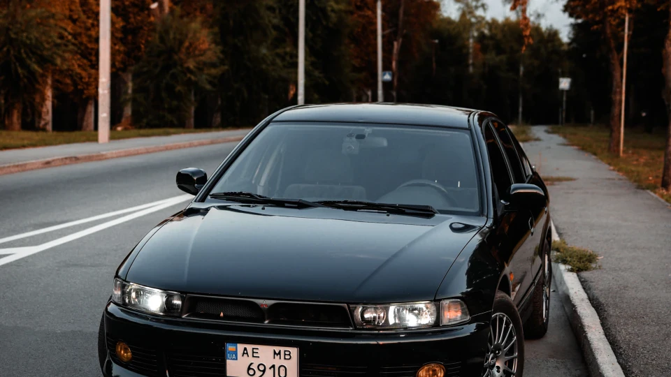 Mitsubishi Galant Nizmo 3