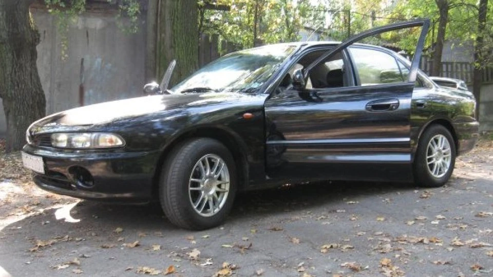 Mitsubishi Galant Подружка Машка...