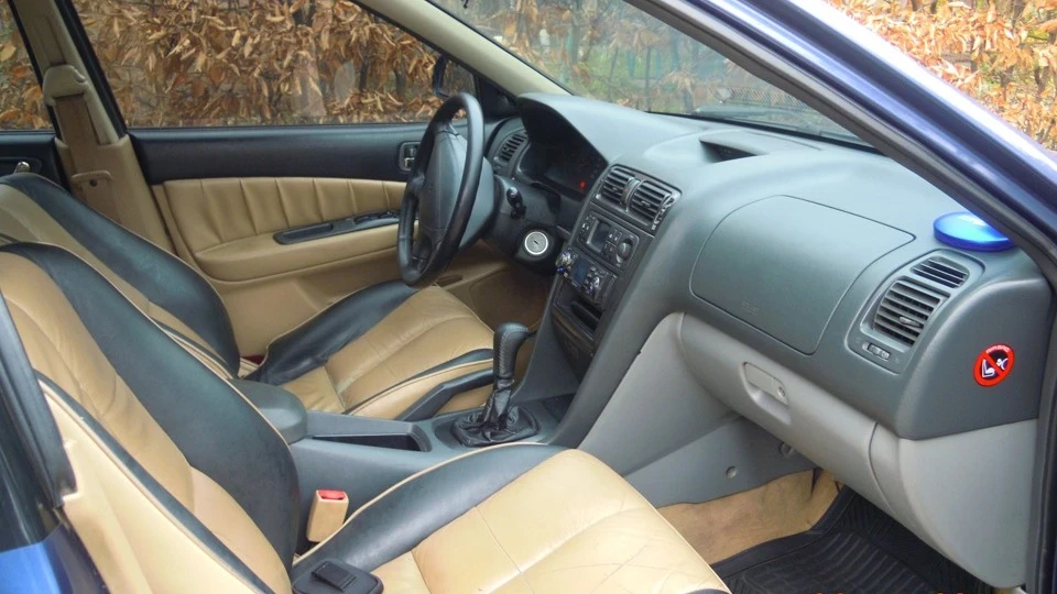 Mitsubishi Galant Повний мат 4