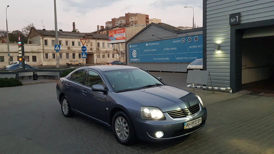 Mitsubishi Galant Пончик 5
