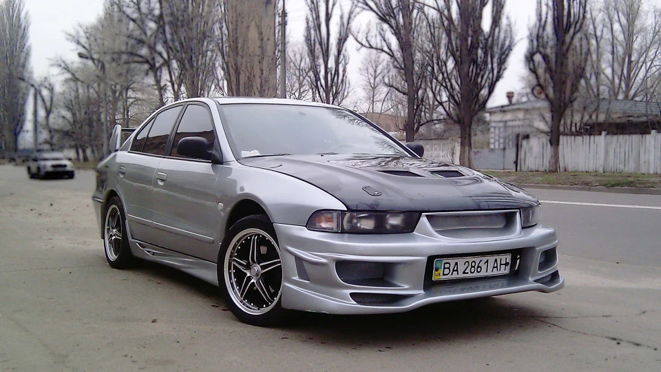 Mitsubishi Galant Ракета 2