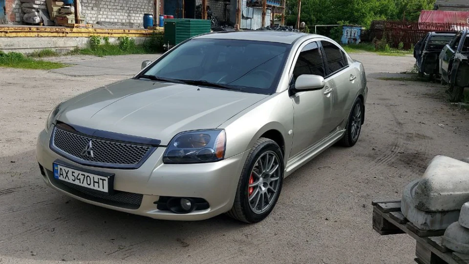 Mitsubishi Galant Ralliart 3.8 2