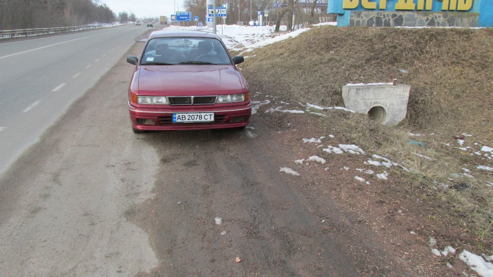 Mitsubishi Galant лицарський 4