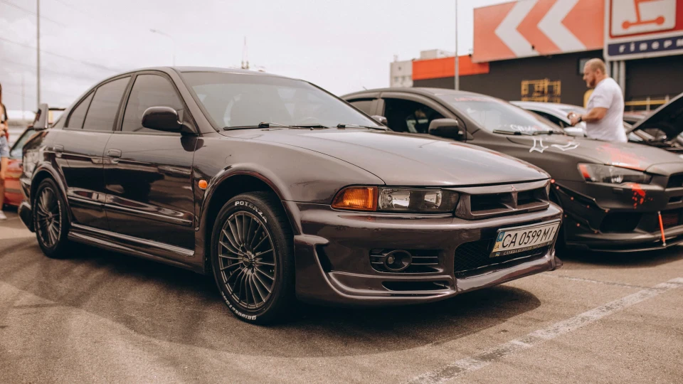 Mitsubishi Galant самурай егоїст 2