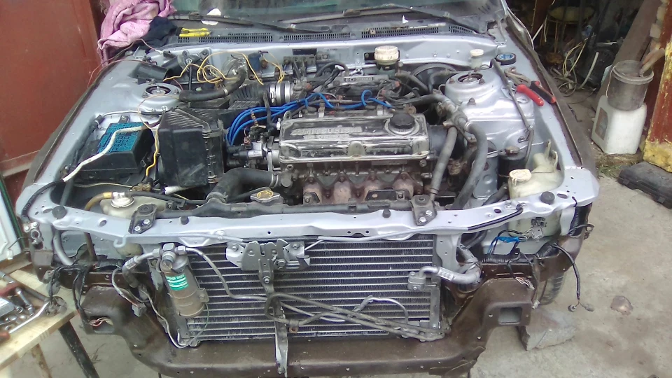 Mitsubishi Galant сірий металік 1,8GLSI 3