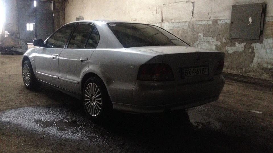Mitsubishi Galant Silver Shark 5