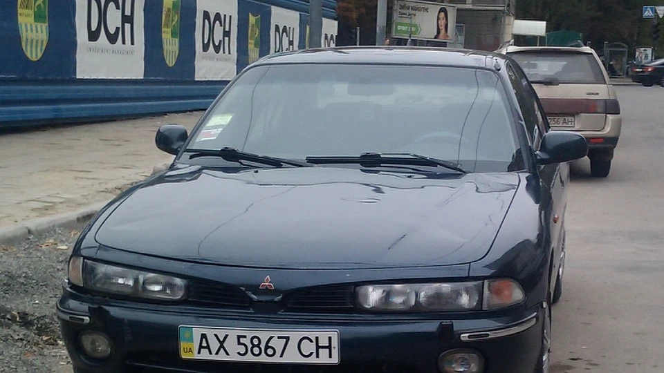 Mitsubishi Galant Синій ангел