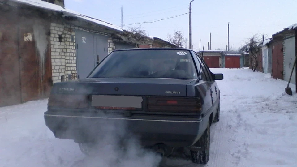 Mitsubishi Galant Синій металік 1.8 TD 4
