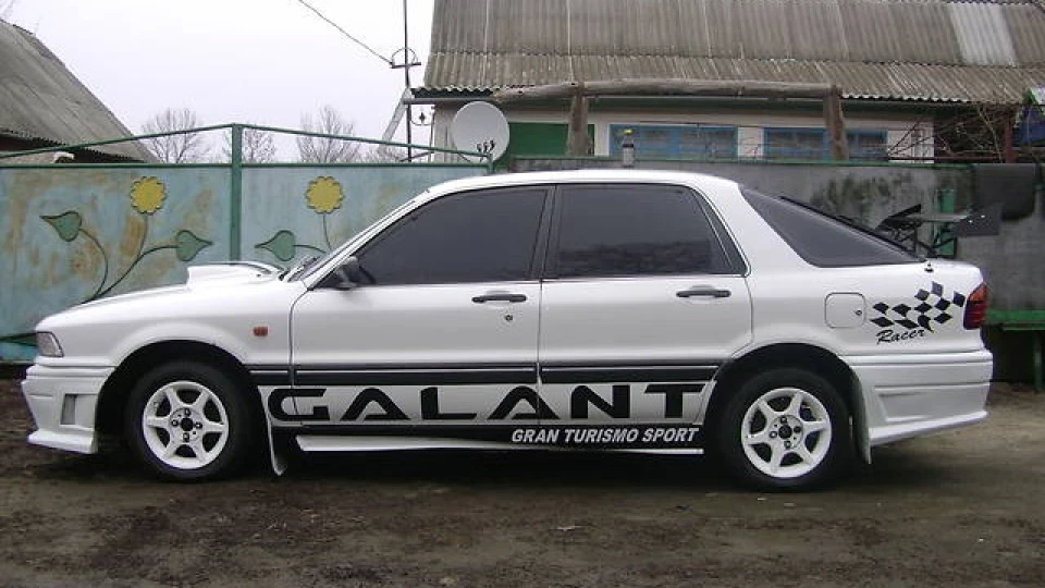 Mitsubishi Galant Тачка супер пишаюся її 4