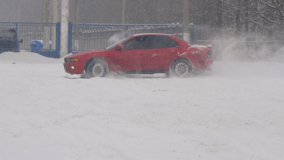 Mitsubishi Galant V-6 2.5 2