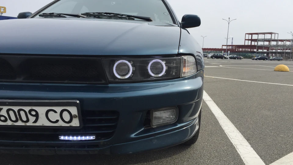 Mitsubishi Galant V6 4