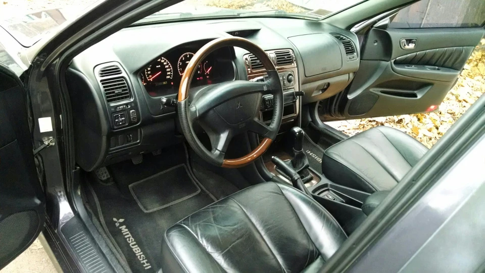 Mitsubishi Galant vagon 4