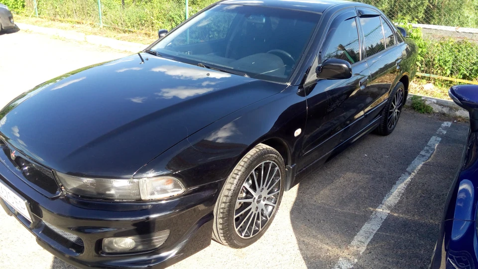 Mitsubishi Galant Viento 5