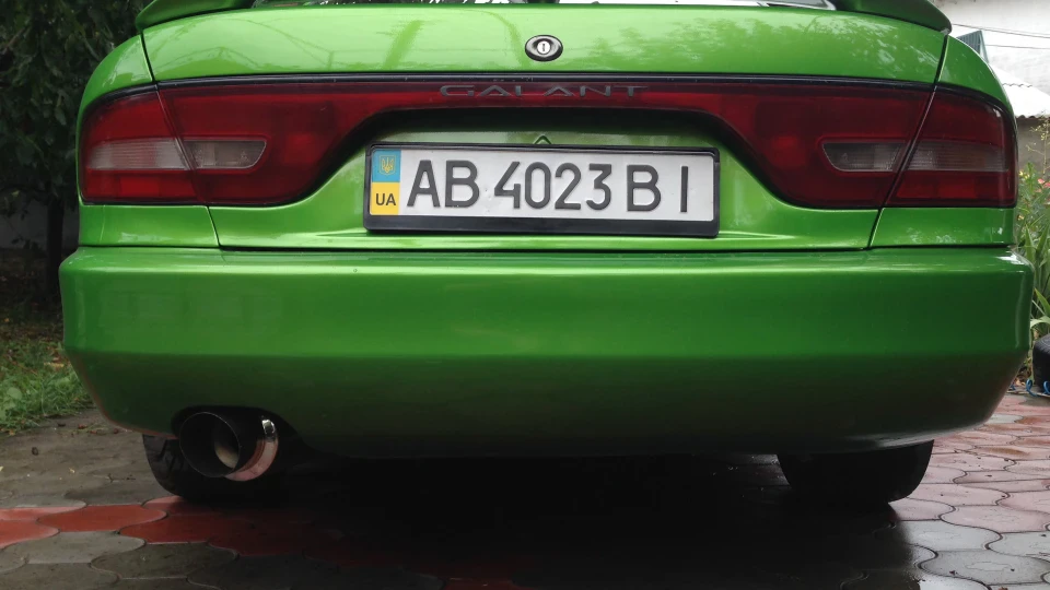 Mitsubishi Galant зелений металік 2.0 v6 4