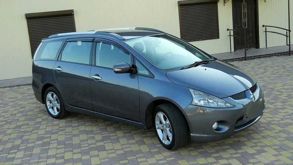 Mitsubishi Grandis