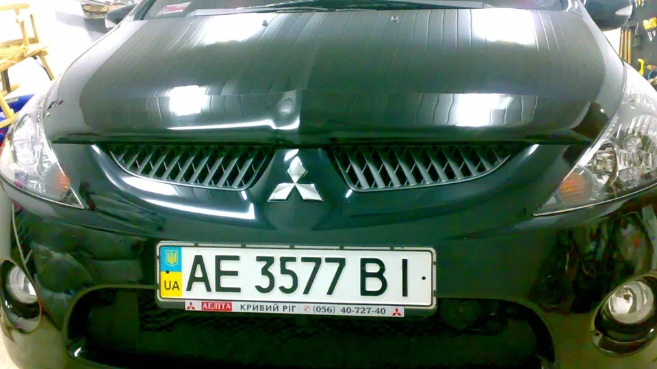 Mitsubishi Grandis 2