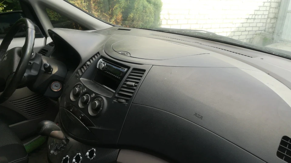Mitsubishi Grandis 2.4 2